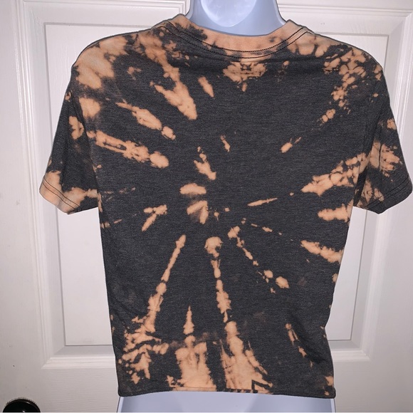 • BILLABONG REVERSE TIE DYE SEMI- CROP T-SHIRT • - Picture 3 of 3